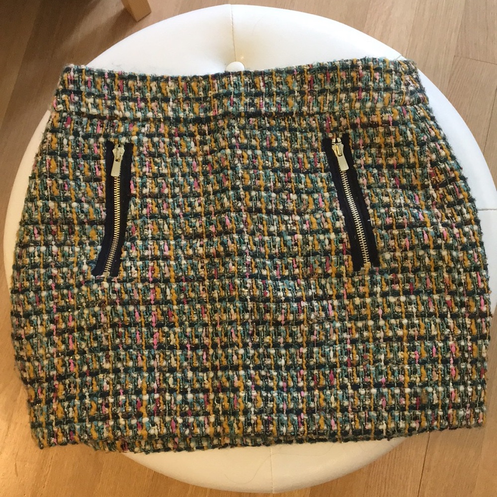 Tweed mini skirt